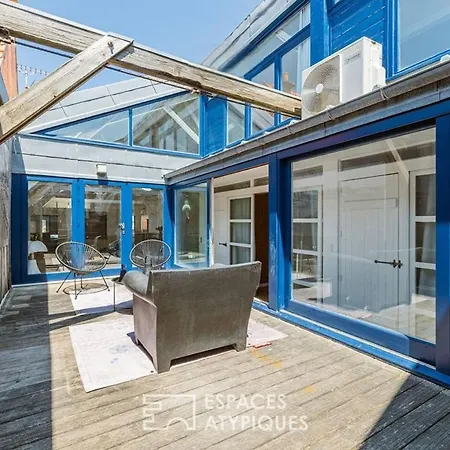 Bleu Soleil A Design Loft *